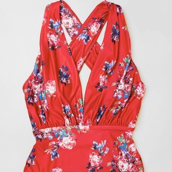 ModCloth Lauren Floral Plunge One‎ Piece Swimsuit Size 1X - Picture 2 of 10